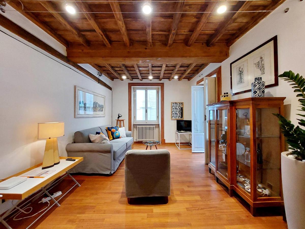 Appartement Ych-Farnese Charme à Rome Extérieur photo