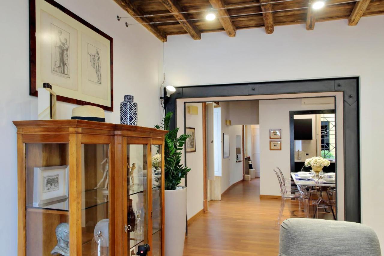 Appartement Ych-Farnese Charme à Rome Extérieur photo