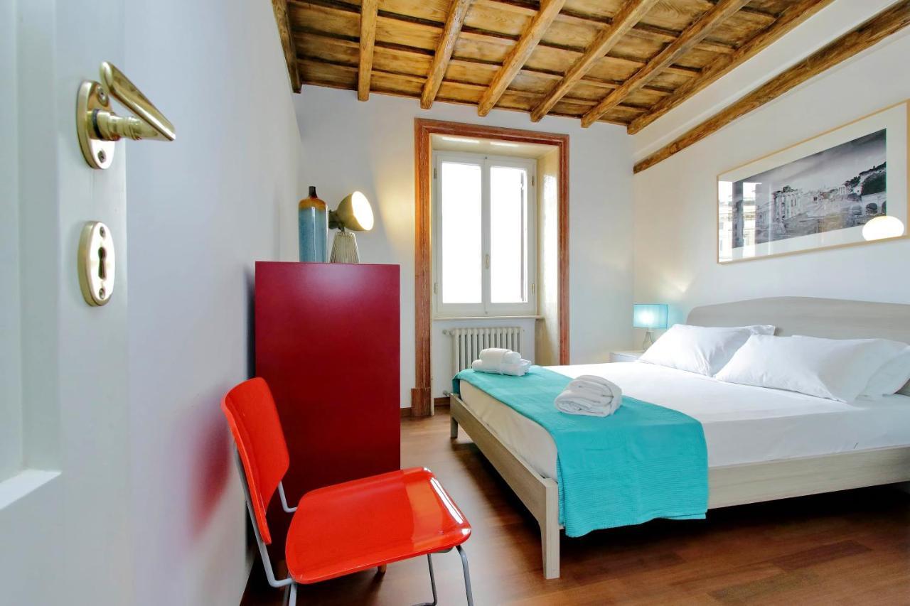 Appartement Ych-Farnese Charme à Rome Extérieur photo