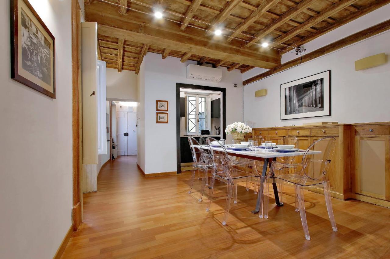 Appartement Ych-Farnese Charme à Rome Extérieur photo