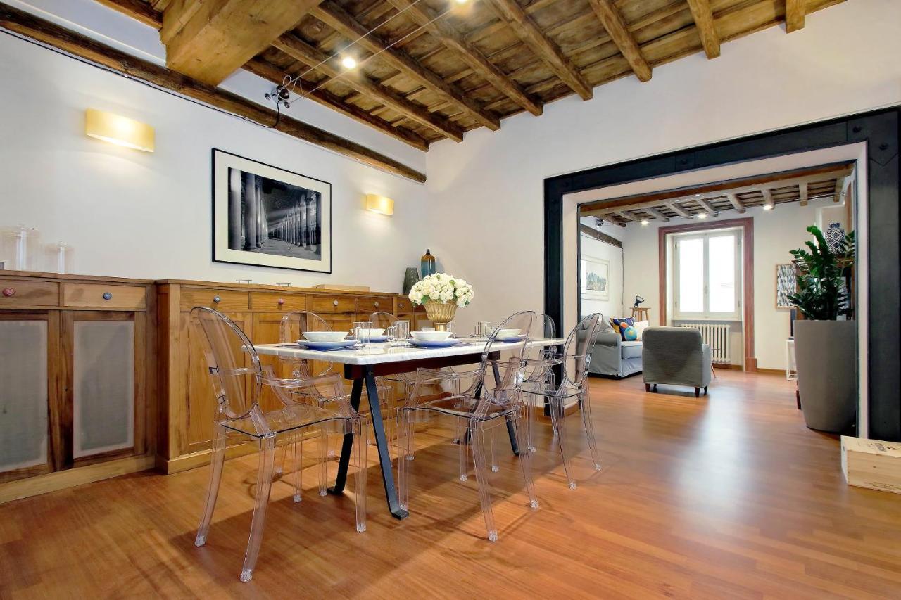 Appartement Ych-Farnese Charme à Rome Extérieur photo