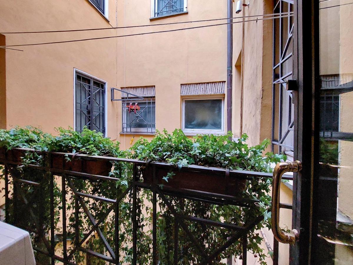 Appartement Ych-Farnese Charme à Rome Extérieur photo