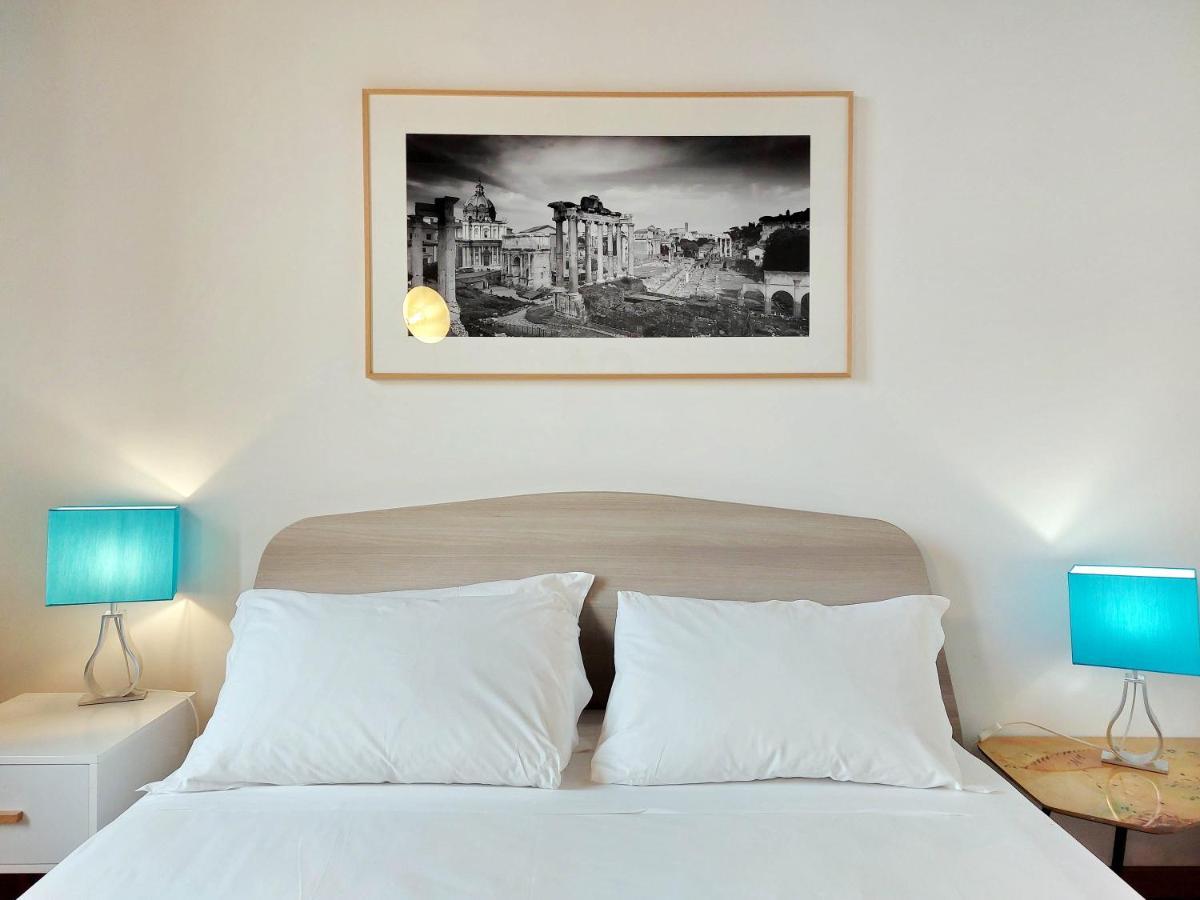 Appartement Ych-Farnese Charme à Rome Extérieur photo