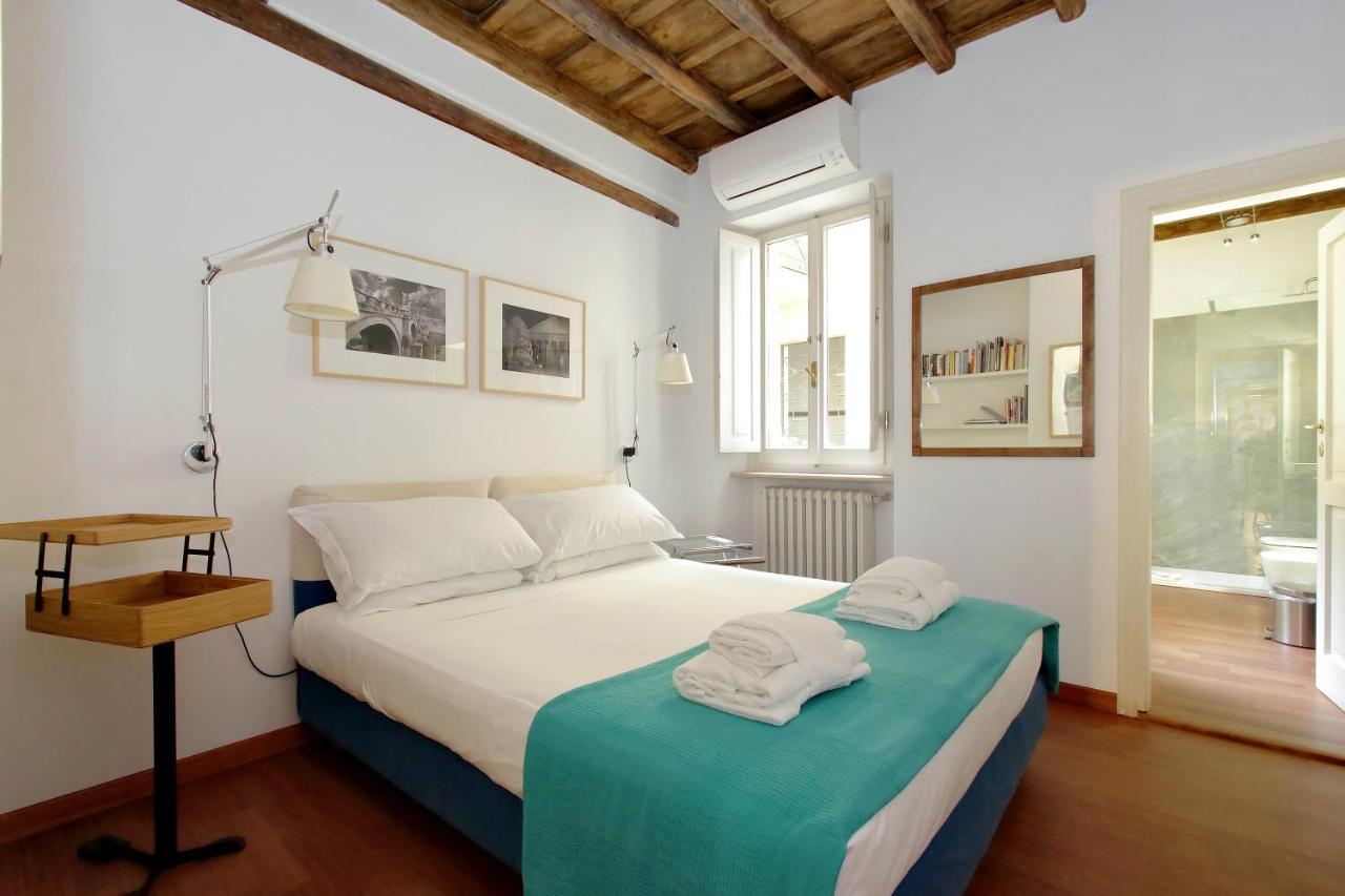 Appartement Ych-Farnese Charme à Rome Extérieur photo